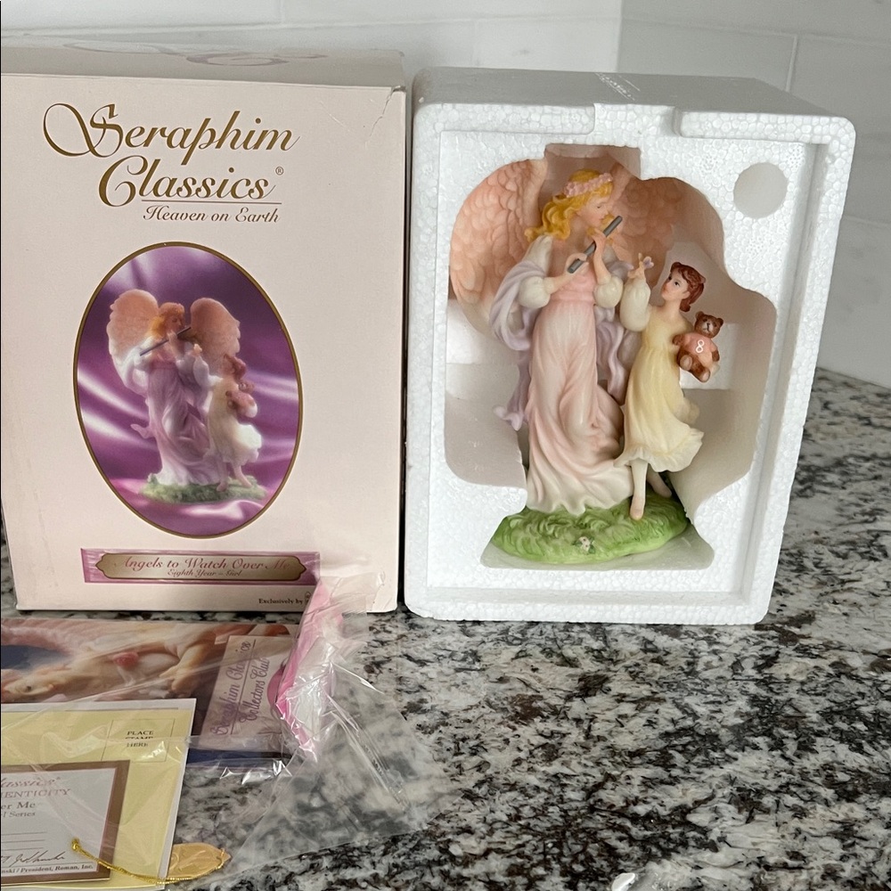 Seraphim Classics Heaven on Earth Angels To Watch Over Me 8th Year Figure